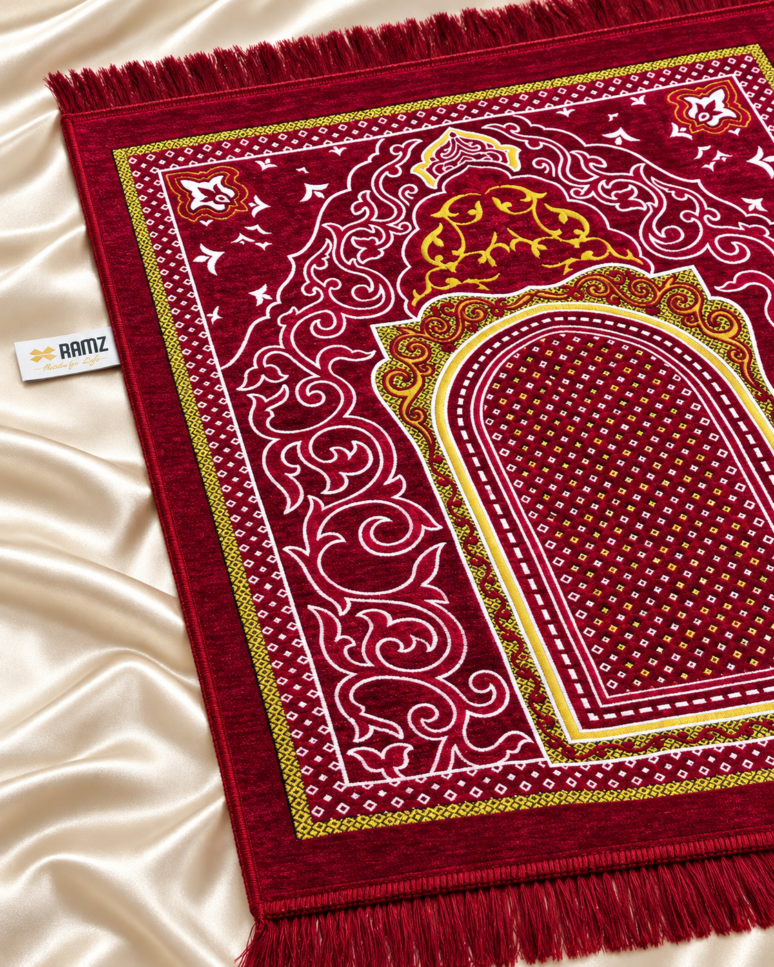 الأصيل · Al Aseel — Heritage Prayer Mat | Dirah Edition